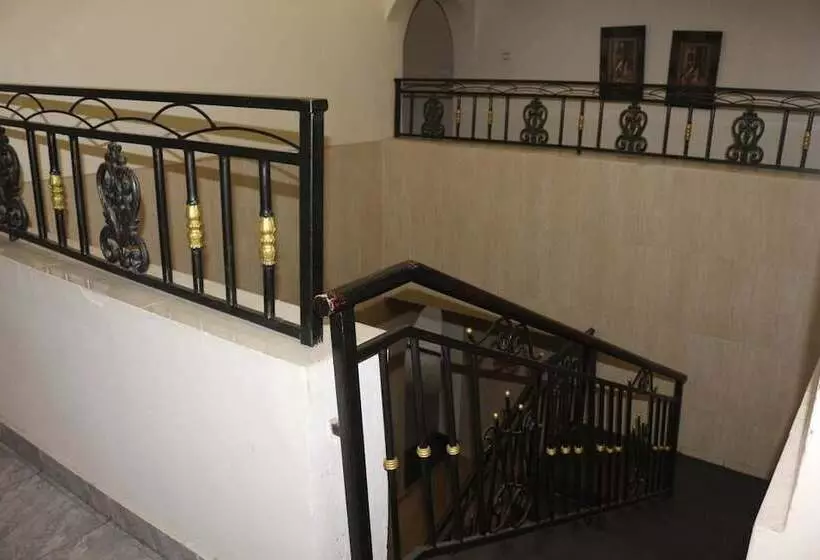 هتل Michelle Suites