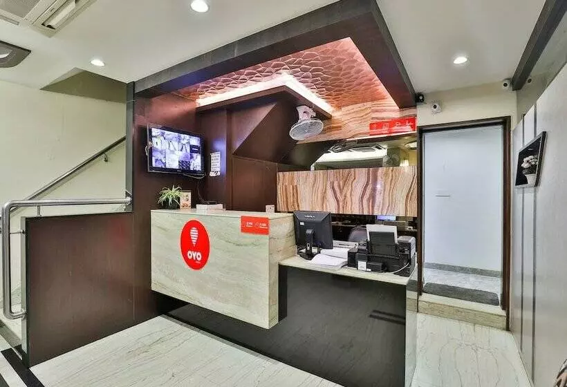 Hotelli Nana's Palace