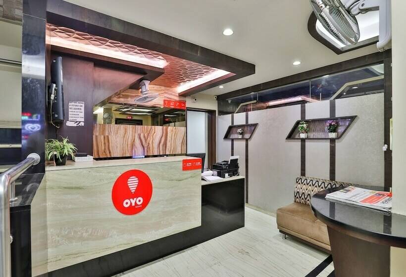 Hotelli Nana's Palace