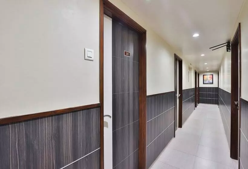 Hotelli Nana's Palace