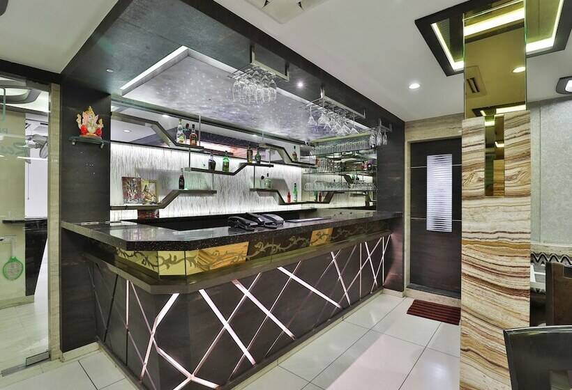 Hotelli Nana's Palace