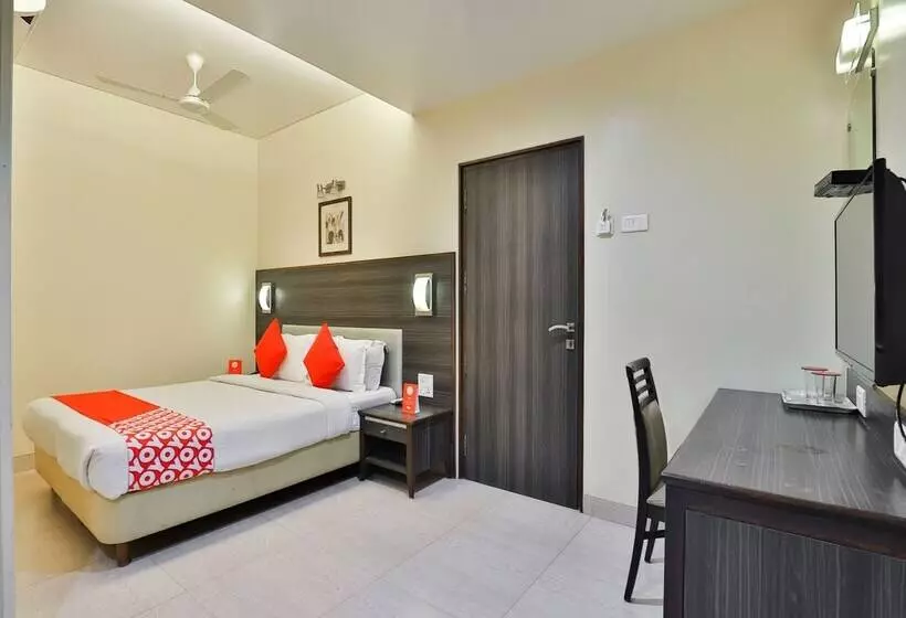 Hotelli Nana's Palace