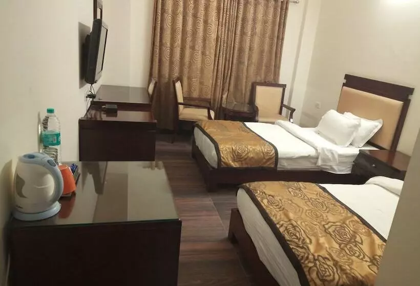 هتل Radient Casa
