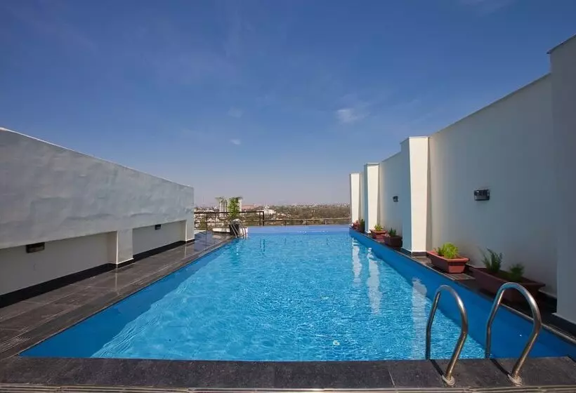 Red Fox By Lemon Tree Hotels, Alwar