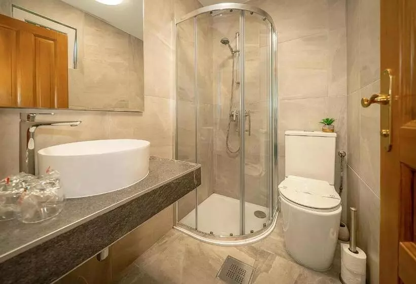 ペンション Bed & Breakfast Villa Terezija