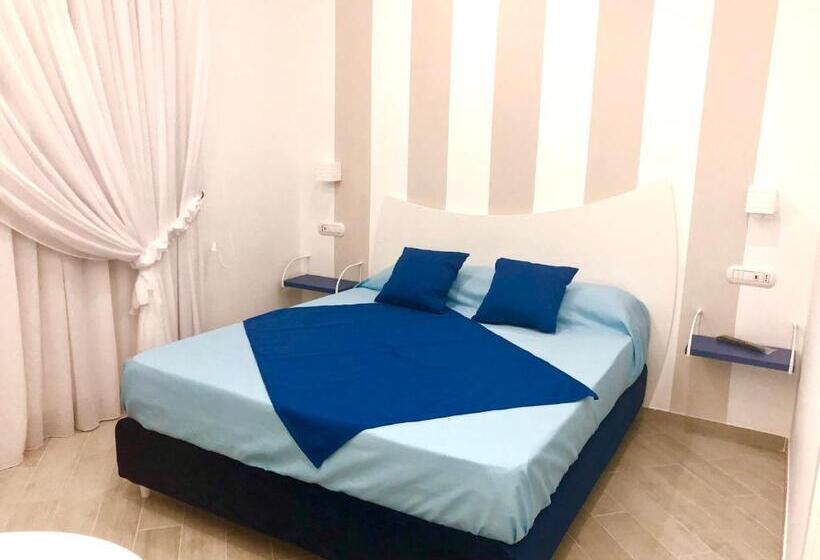 פנסיון Chiaro Di Luna