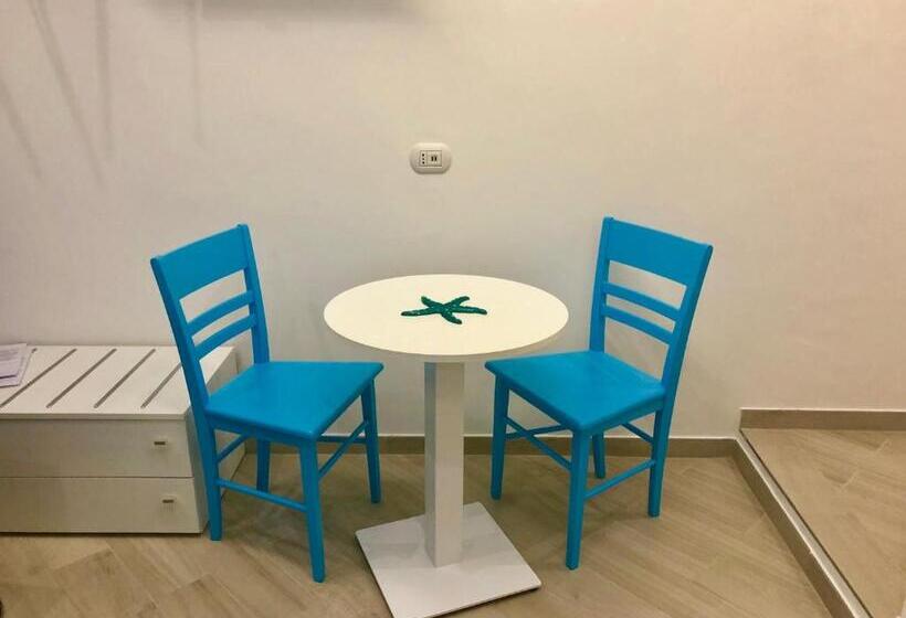 פנסיון Chiaro Di Luna