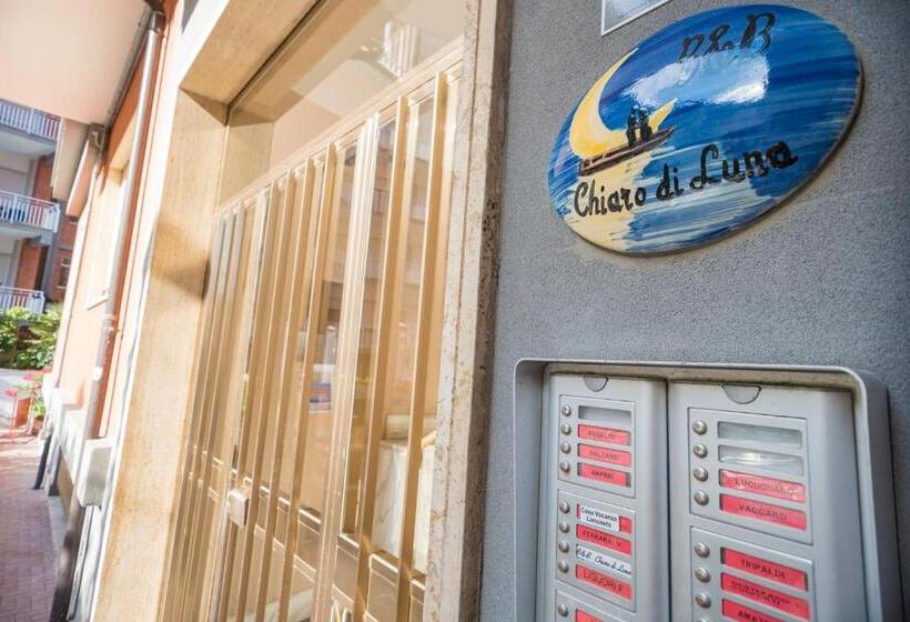 פנסיון Chiaro Di Luna