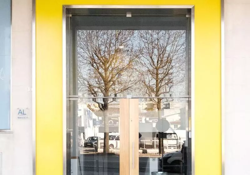 Majatalo Hi Go Hostel & Suites