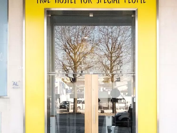 Majatalo Hi Go Hostel & Suites