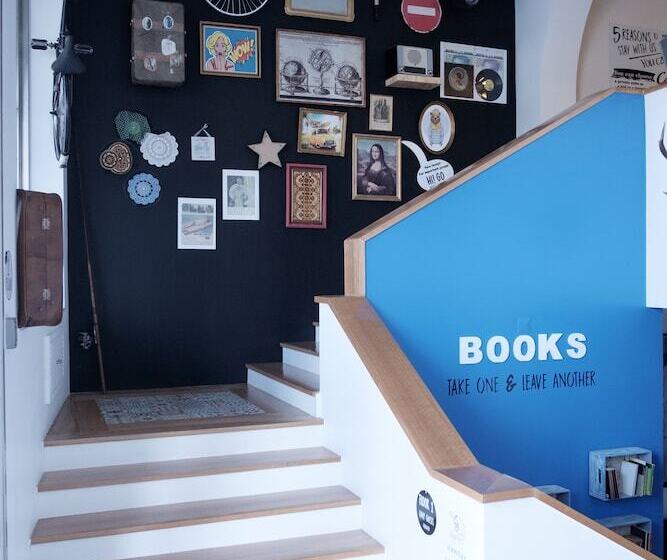 Пансион Hi Go Hostel & Suites