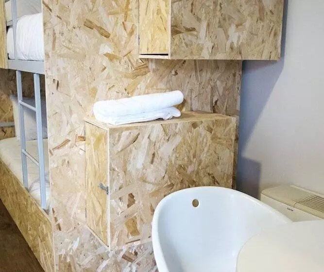 Majatalo Hi Go Hostel & Suites