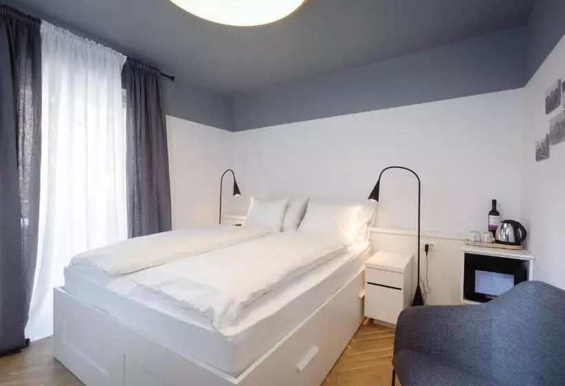 پانسیون Mk Luxury Rooms