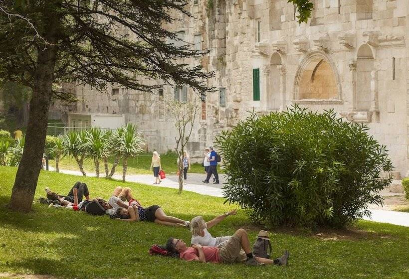 پانسیون Mk Luxury Rooms