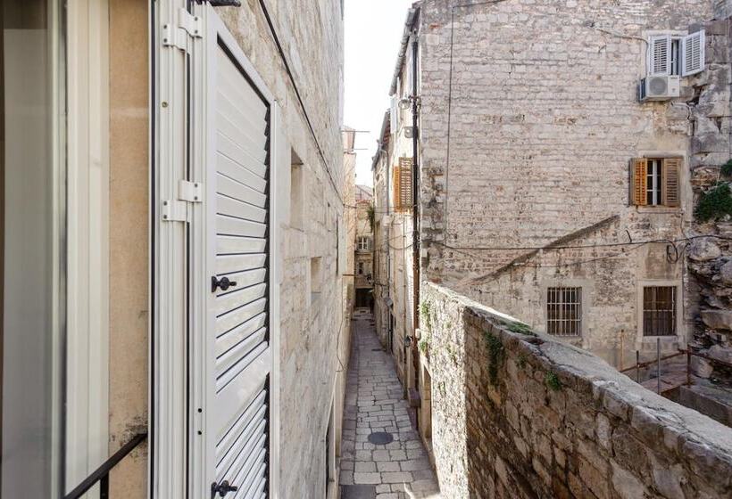 پانسیون Mk Luxury Rooms