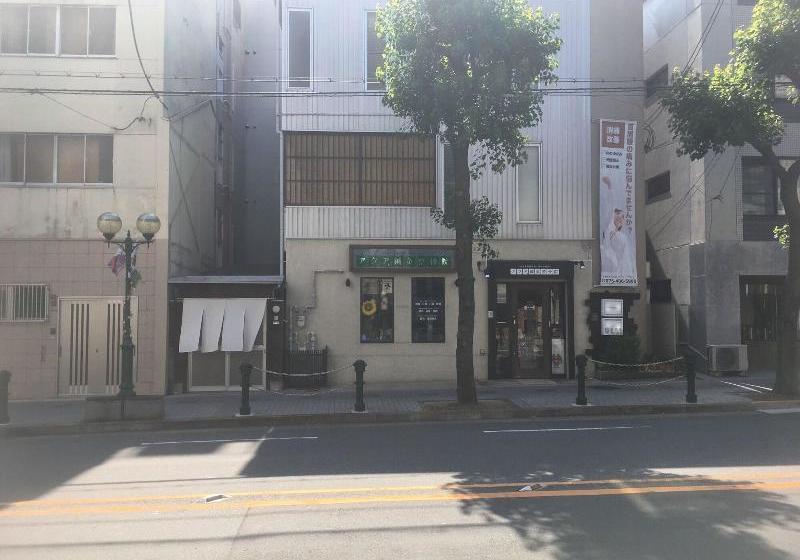 T S Guest House Hostel