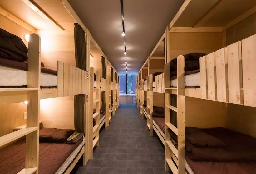 The Taurus Inn   Hostel