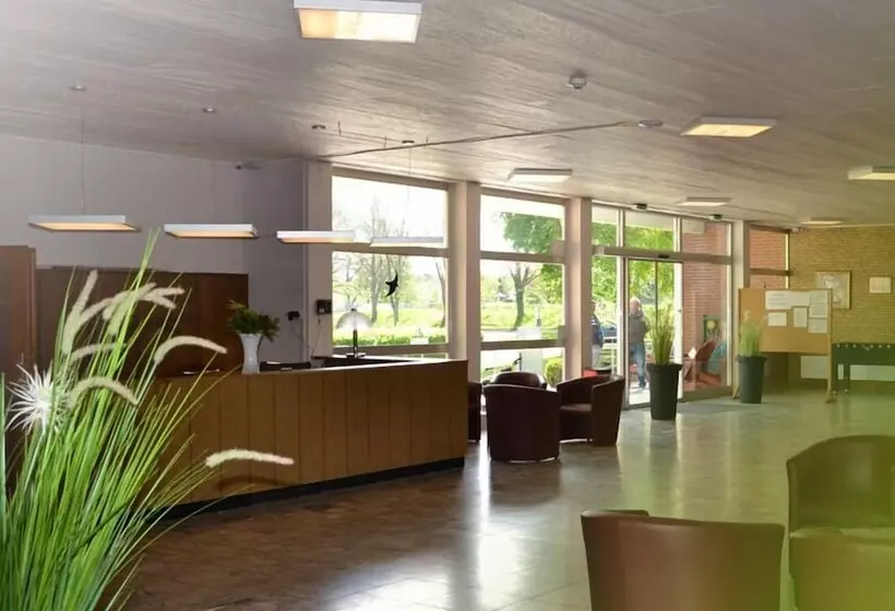 Retkeilymaja Gästehäuser Neue Birken