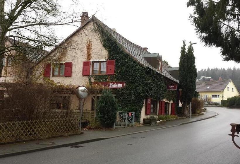 هتل Alte Schreinerei Auberge Harlekin