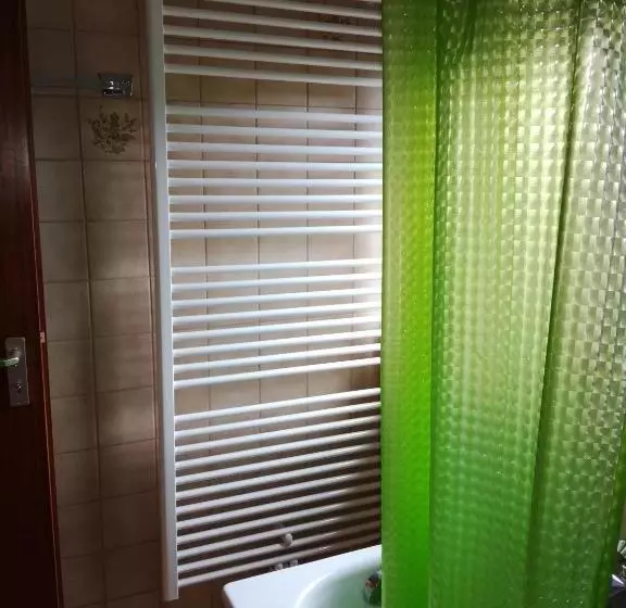 ホテル Alte Schreinerei Auberge Harlekin
