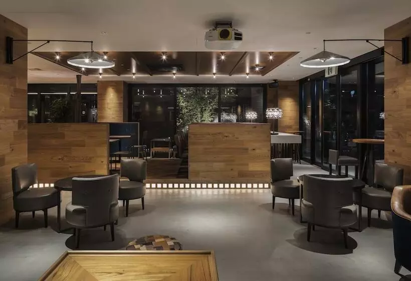 Bespoke Hotel Shinsaibashi
