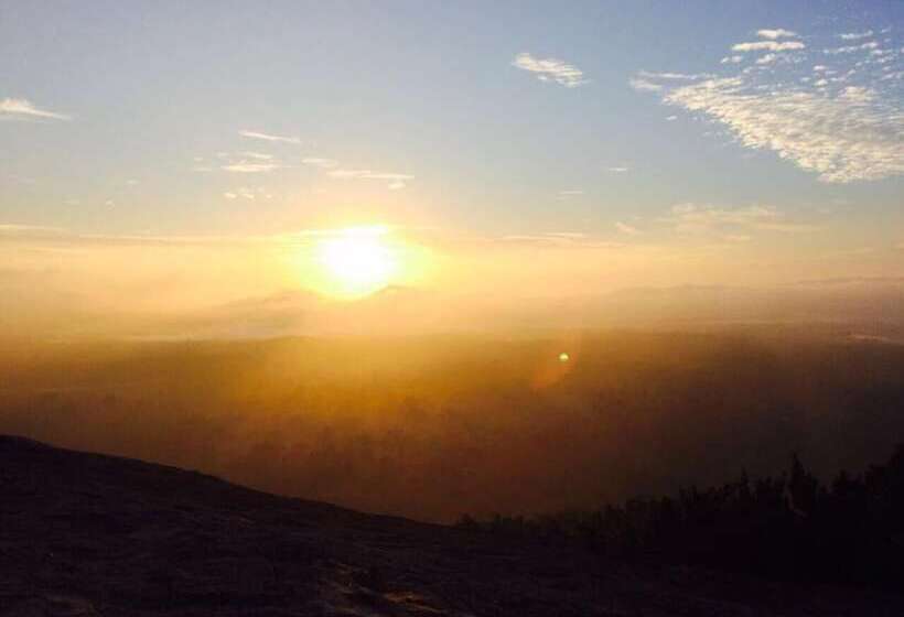 Hotelli New Sigiri Terrace