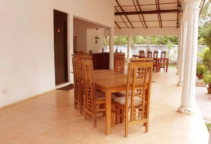 هتل New Sigiri Terrace