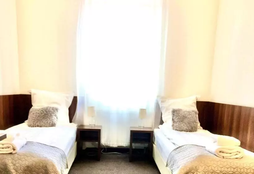 Hotelli Pod Jeleniem