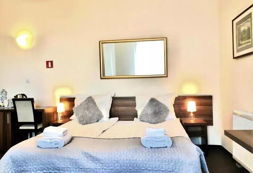 Hotelli Pod Jeleniem