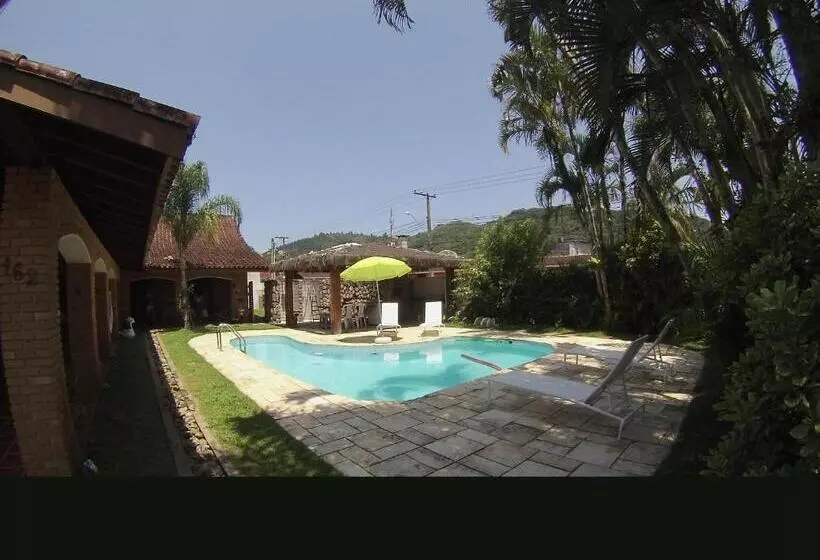 هتل Pousada Na Praia Ubatuba