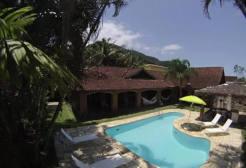 هتل Pousada Na Praia Ubatuba