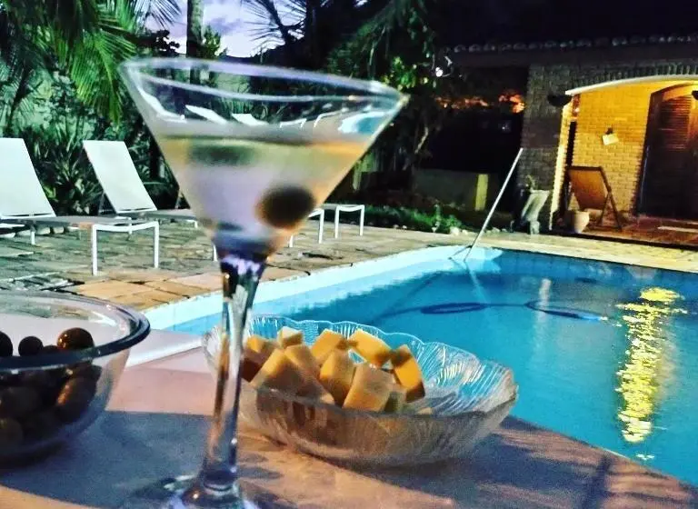 هتل Pousada Na Praia Ubatuba