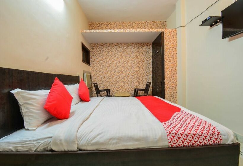 Hotel Sapphire Palace By Oyo Rooms