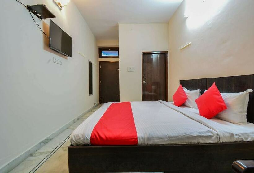 Hotel Sapphire Palace By Oyo Rooms