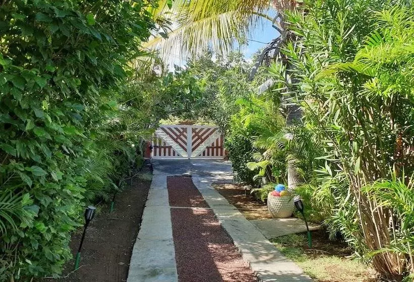 پانسیون Poz Lagon