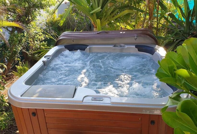 پانسیون Poz Lagon