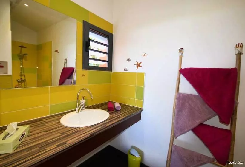 پانسیون Poz Lagon