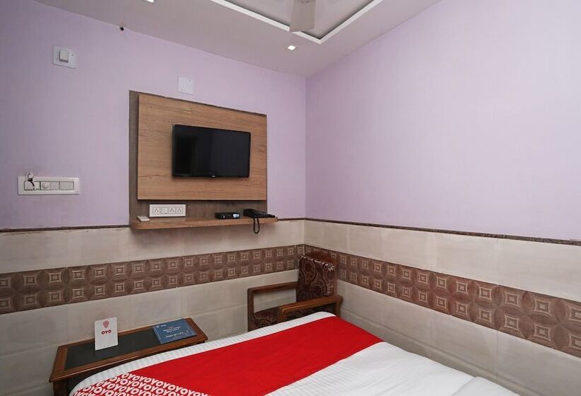 Fabhotel New Central