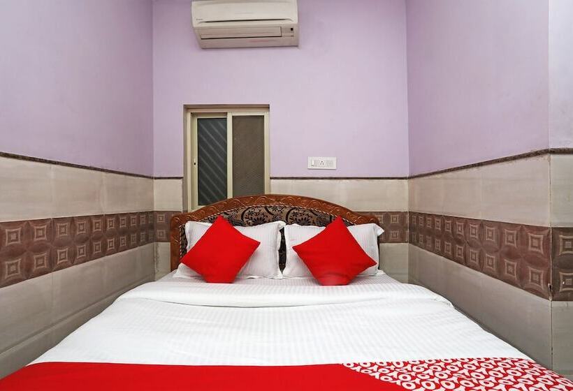 Fabhotel New Central