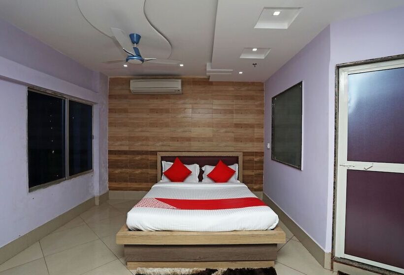 Fabhotel New Central