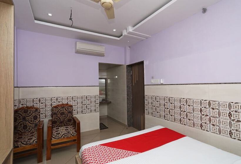 Fabhotel New Central