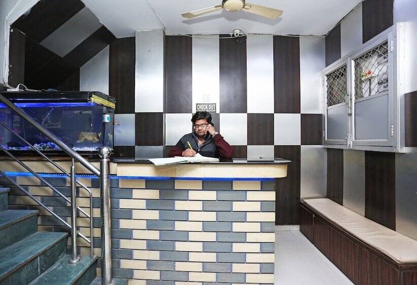 Fabhotel New Central