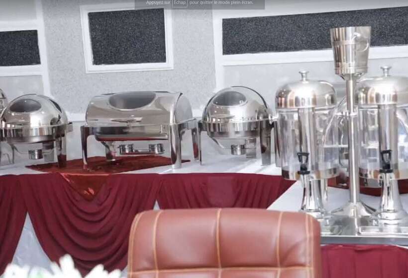 Glo Ran Hotel And Event Place