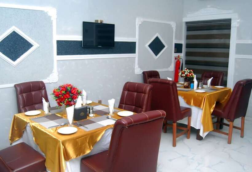 Glo Ran Hotel And Event Place