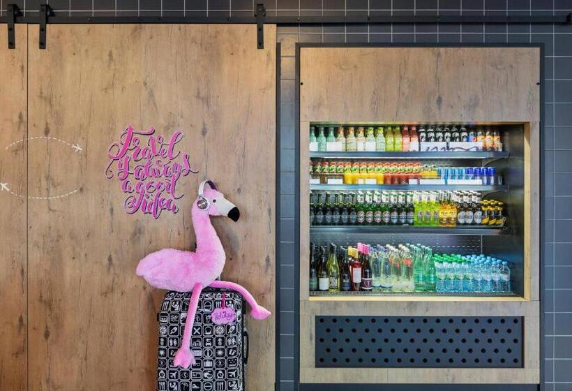 فندق Moxy Frankfurt Airport Kelsterbach