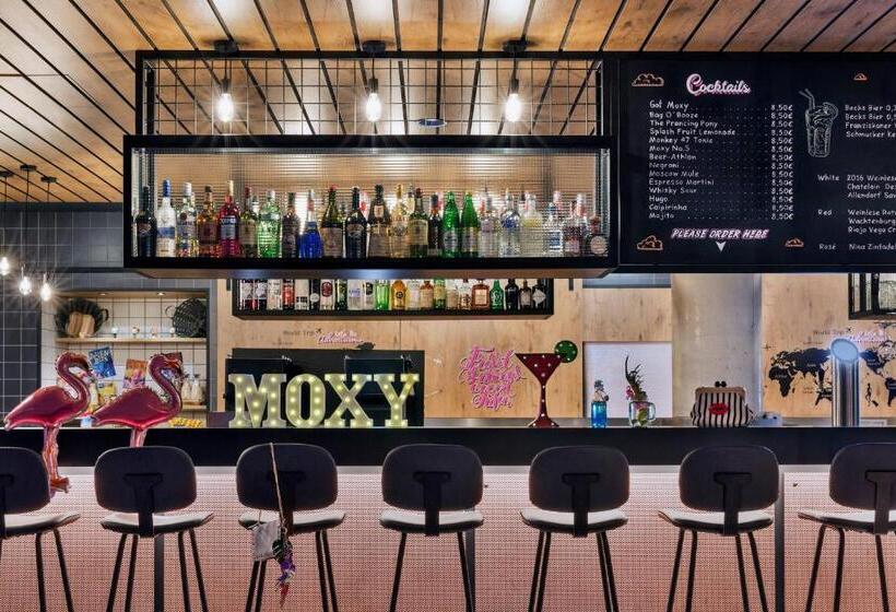 فندق Moxy Frankfurt Airport Kelsterbach