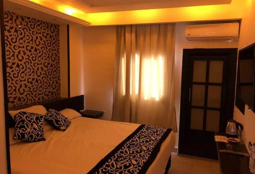 Panorama Ramsis Hotel & Cafe