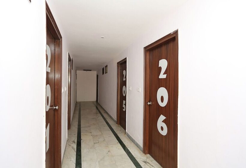 酒店 Pramod Palace By Oyo Rooms