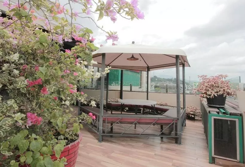 Kosotel By Oyo Rooms