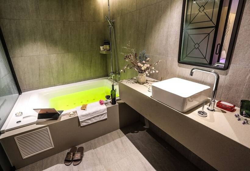 Mari Hotel Terminal Branch